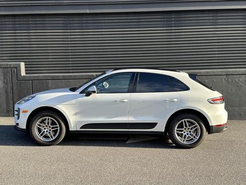 2020 Porsche Macan
