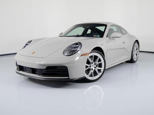 2025 Porsche 911 Carrera