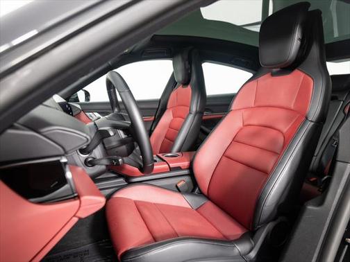 2025 Porsche Taycan