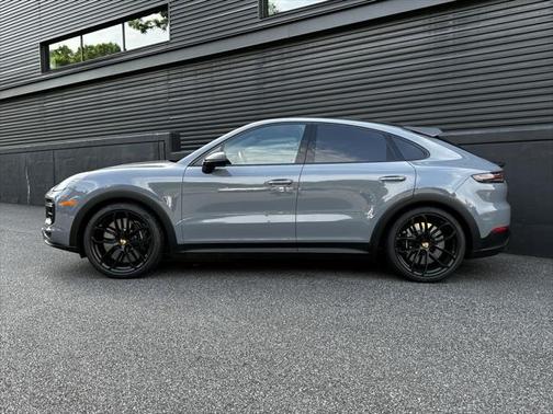 2022 Porsche Cayenne Turbo GT