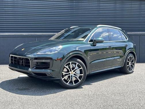 2023 Porsche Cayenne Turbo