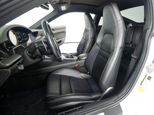 White 2022 Porsche 911 Carrera 4