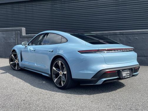 2022 Porsche Taycan Base (A2)