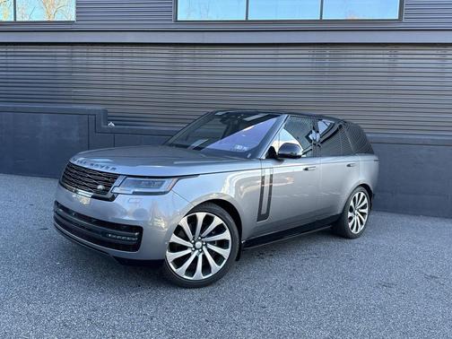 2023 Land Rover Range Rover P530 SE