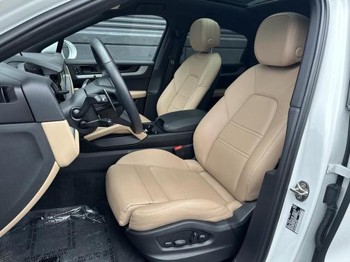 2025 Porsche Cayenne Cayenne