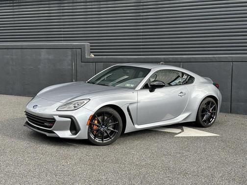 2025 Subaru BRZ tS