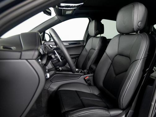 2026 Porsche Macan T