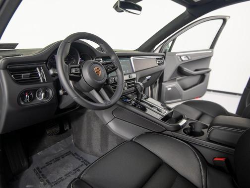 2026 Porsche Macan GTS