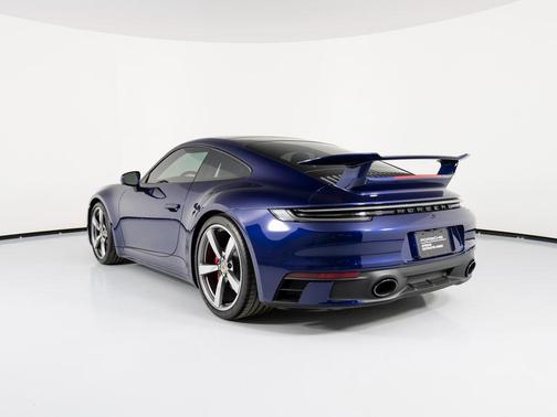 2022 Porsche 911 Carrera S
