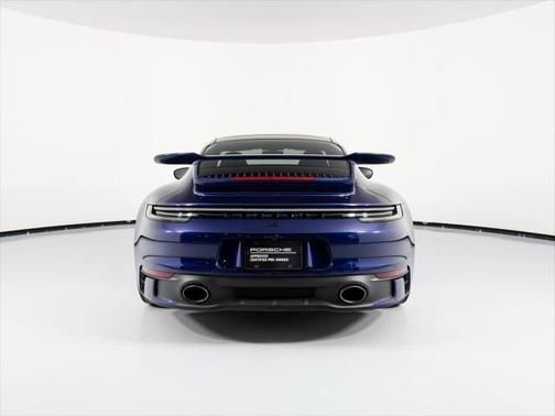 2022 Porsche 911 Carrera S