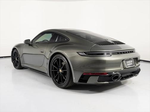 2022 Porsche 911 Carrera S