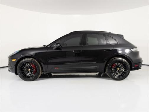 2025 Porsche Macan GTS