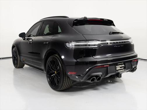 2025 Porsche Macan GTS