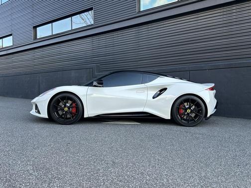 2024 Lotus Emira V6 First Edition