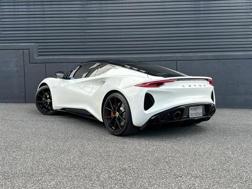 2024 Lotus Emira V6 First Edition