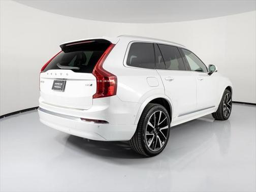 2023 Volvo XC90 B6 Plus 7-Seater