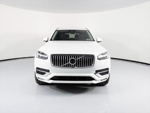 2023 Volvo XC90 B6 Plus 7-Seater