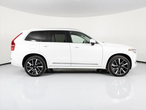 2023 Volvo XC90 B6 Plus 7-Seater