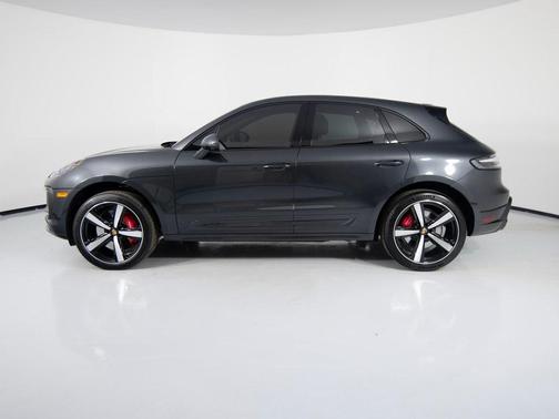 2024 Porsche Macan GTS
