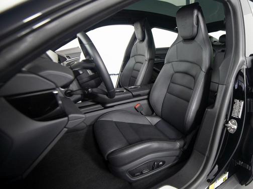 2025 Porsche Taycan 4S