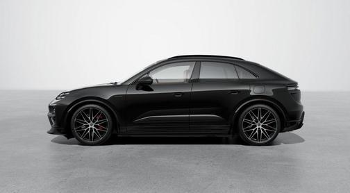 2025 Porsche Macan Turbo