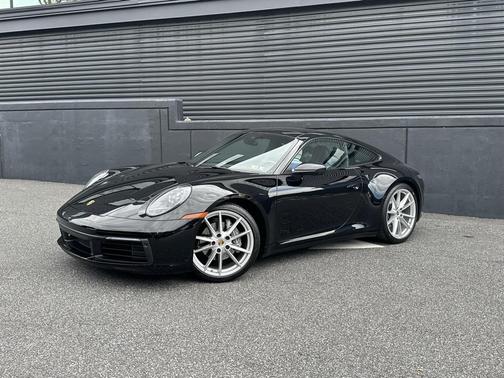 2024 Porsche 911 Carrera 4
