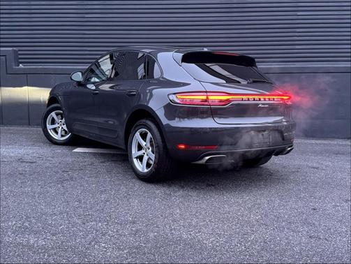 2021 Porsche Macan 