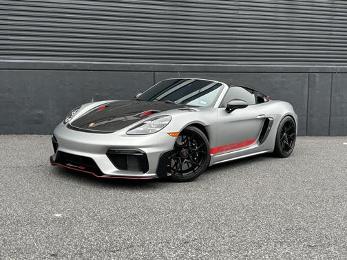 2025 Porsche 718 Spyder RS