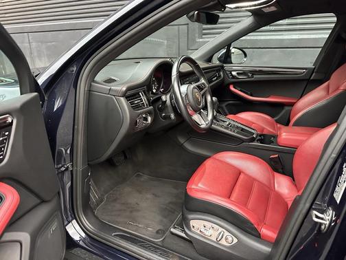 2021 Porsche Macan