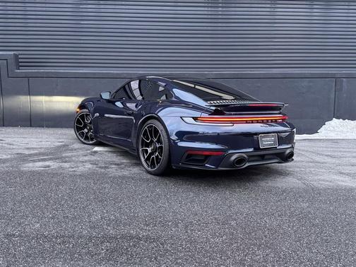 2021 Porsche 911 Turbo S