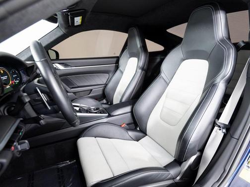 2021 Porsche 911 Turbo S