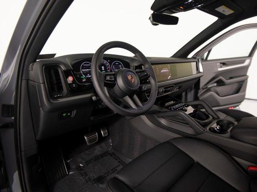 2026 Porsche Cayenne Cayenne S E-Hybrid