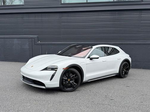 2022 Porsche Taycan 4