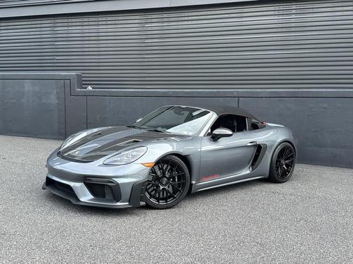 2024 Porsche 718 Spyder RS