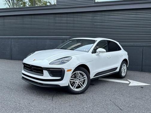 2025 Porsche Macan 