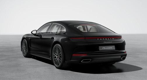 2026 Porsche Panamera 4