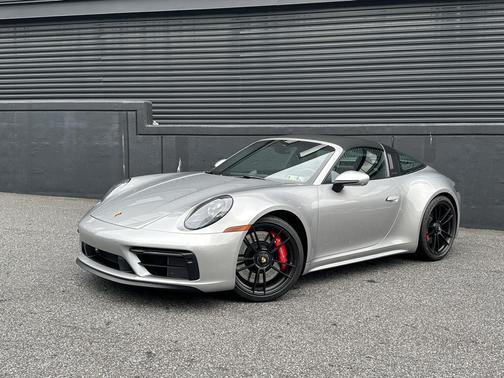 2022 Porsche 911 Targa 4 GTS