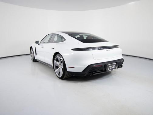 2023 Porsche Taycan GTS