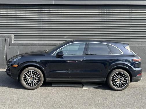 2021 Porsche Cayenne Base (Tiptronic)
