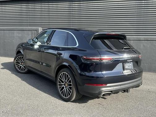 2021 Porsche Cayenne Base (Tiptronic)