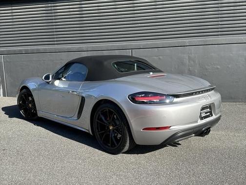 2024 Porsche 718 Boxster S