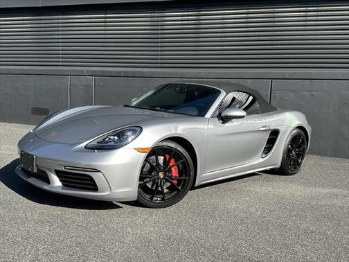 2024 Porsche 718 Boxster S