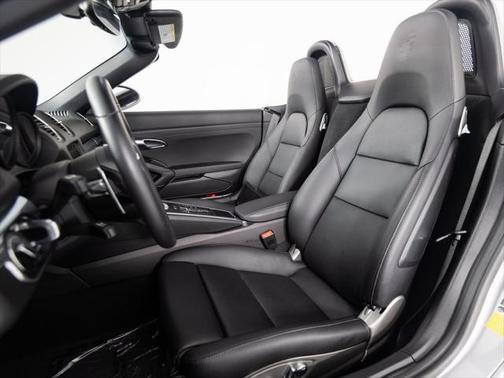 2024 Porsche 718 Boxster S