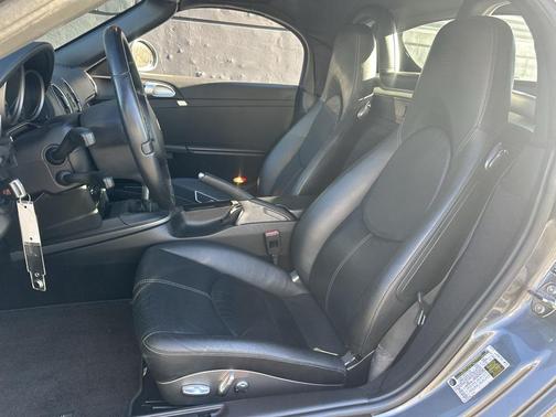 2012 Porsche Boxster Base (M6)