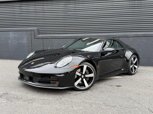 2025 Porsche 911 Carrera