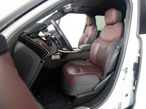 Fuji White 2023 Land Rover Range Rover Sport SE