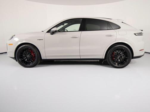 2026 Porsche Cayenne Cayenne Turbo E-Hybrid