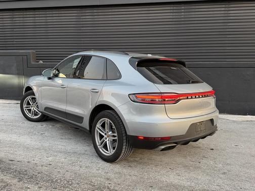 2021 Porsche Macan 