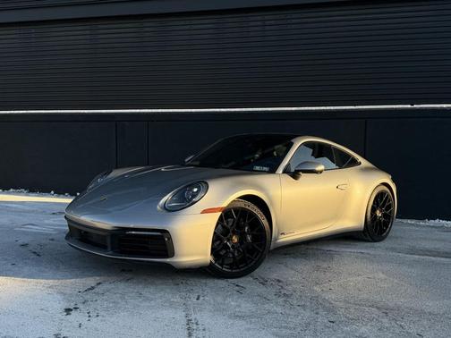 2023 Porsche 911 Carrera