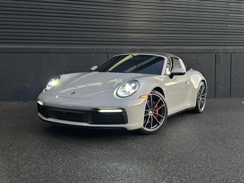 2022 Porsche 911 Targa 4S